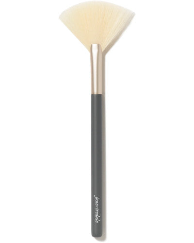 jane iredale fan brush